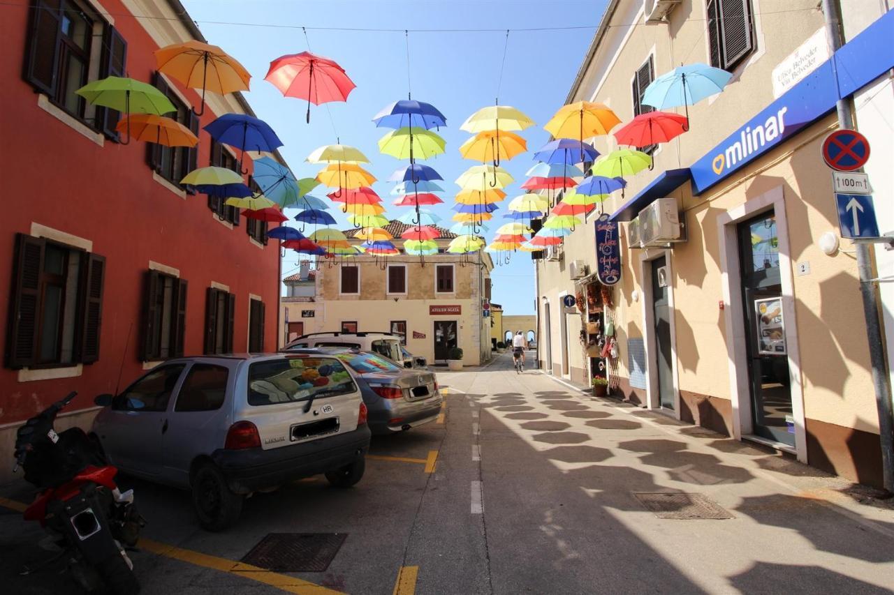 Tamaris, 600 M From The Beach Novigrad Istria Esterno foto
