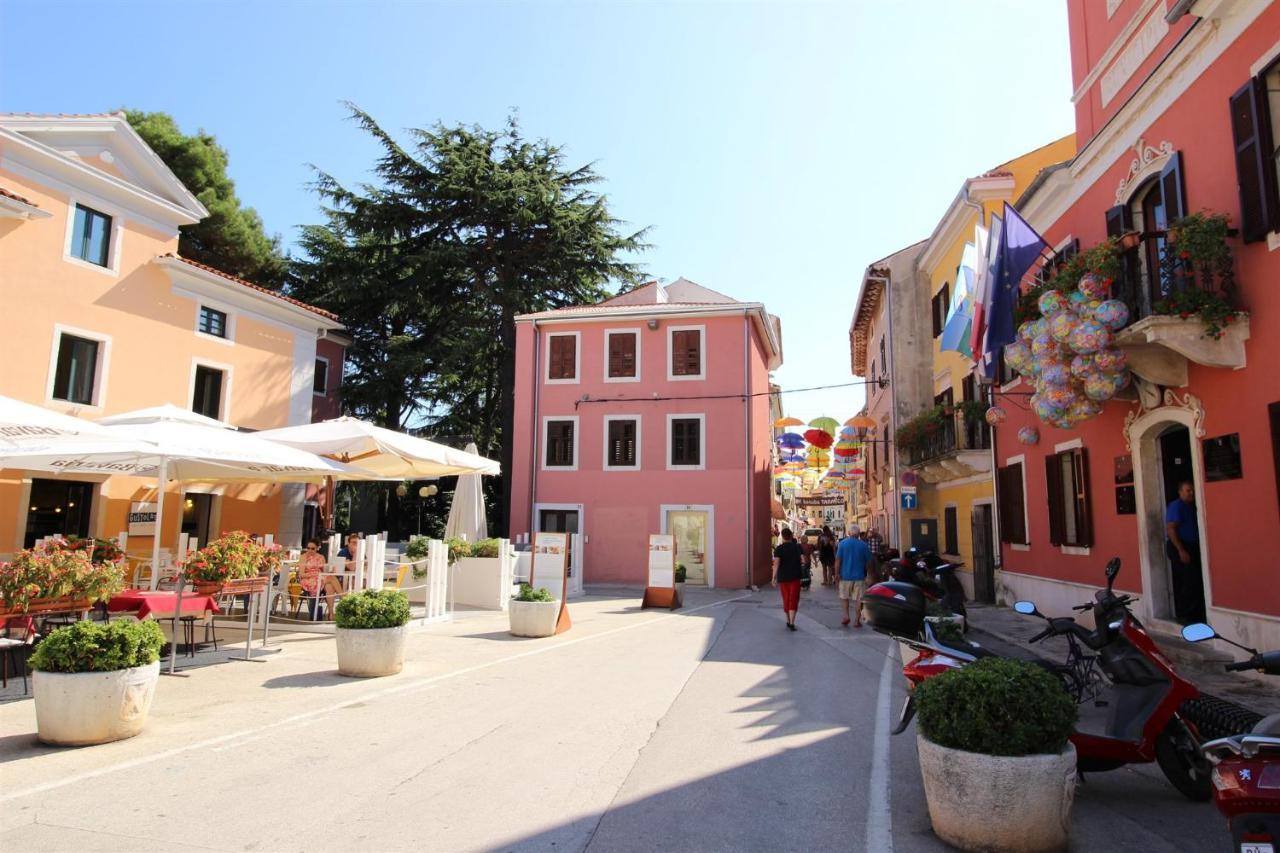 Tamaris, 600 M From The Beach Novigrad Istria Esterno foto